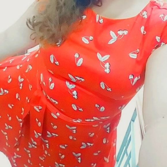 Dressystar 1956 Red Cherry Vintage Dress - Picture 2 of 2